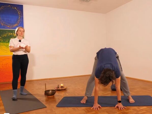 Yoga lernen, Yoga für Anfänger, Yoga Übungen für Anfänger, Yoga Kurs für Anfänger, Yoga Übungen für zu Hause, Yoga Videos für Anfänger